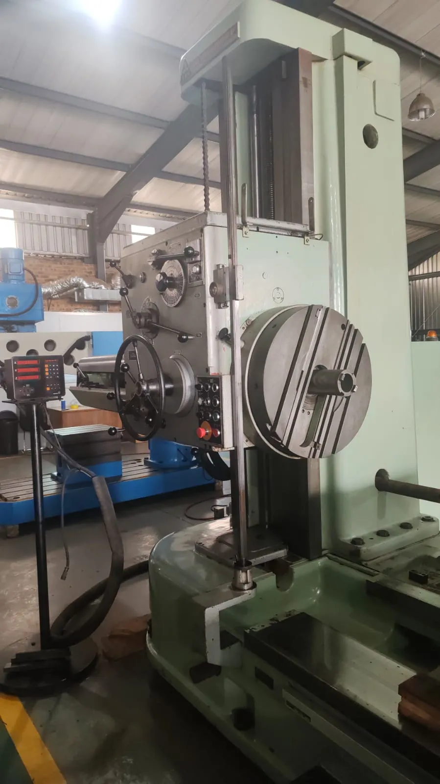 TOS W100A HORIZONTAL BORING MILL